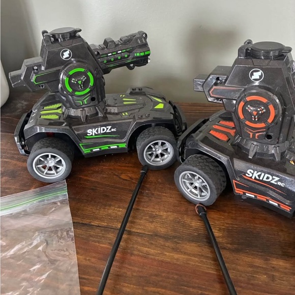 Remote Control Skidz Cars - Picture 2 of 3